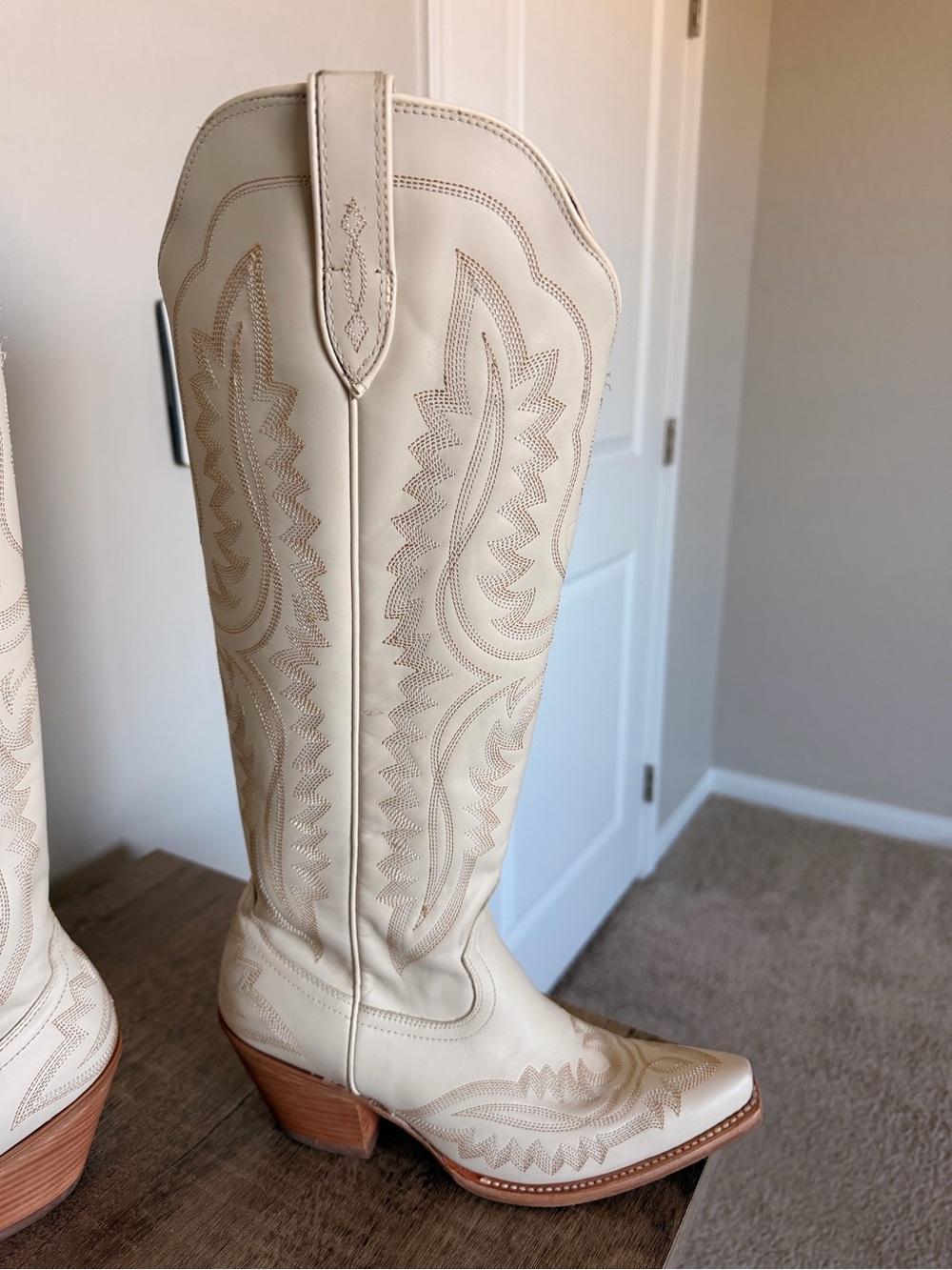 Ariat Casanova Boots - Picture 9 of 10